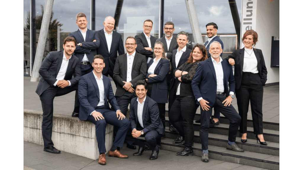 Axtradia Team